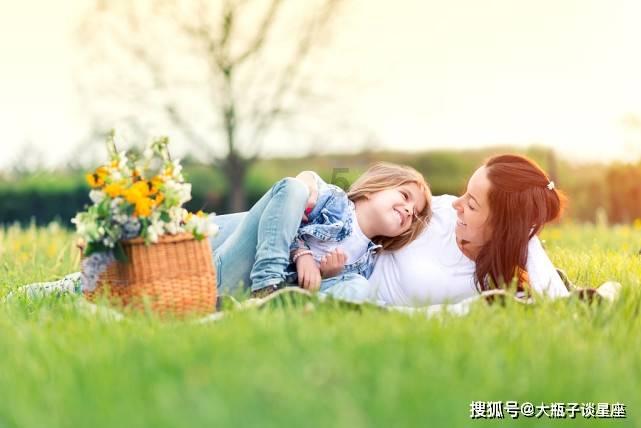 港校天价留位费又涨了!考虑好再付钱!